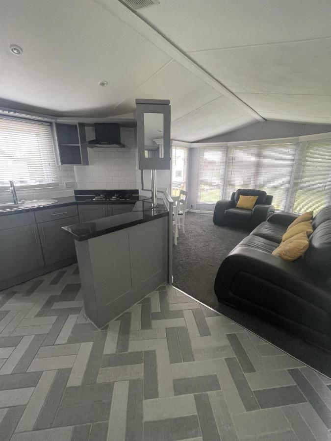 The Winchester Chalet By Sasco Blackpool Exterior foto